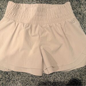 Women's High-Waist Calia Shorts - Light Beige
